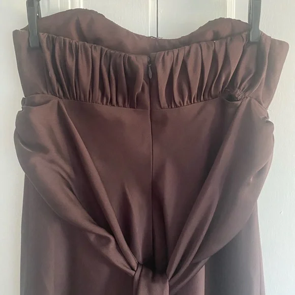 🍫 GUC DAVID’s Bridal Chocolate Satin Gown Strapless Charmeuse Sz 4 - Picture 4 of 7